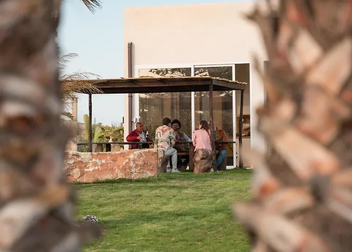 לינה וארוחת בוקר Mareze 4*